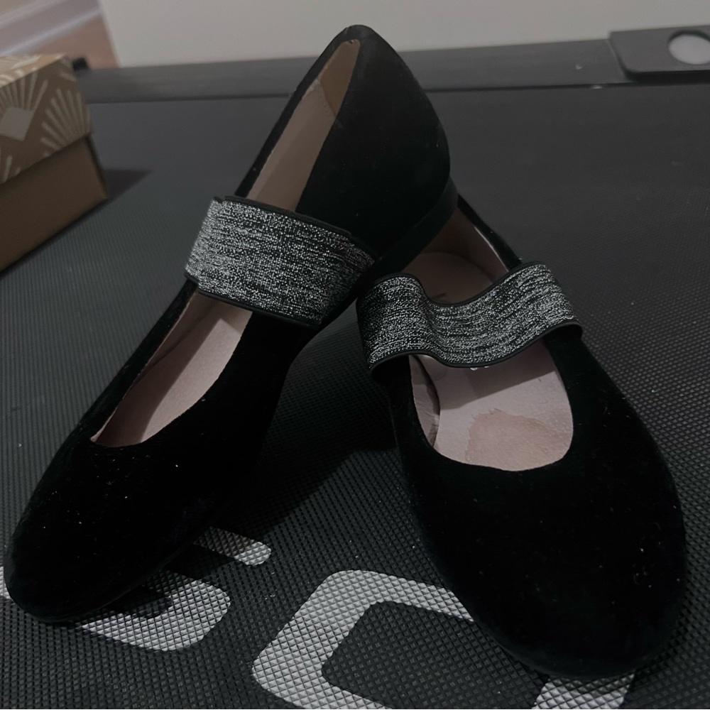 Girls dress shoes